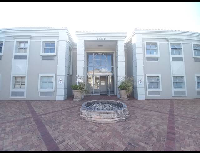 282M² OFFICE TO LET IN PINELANDS